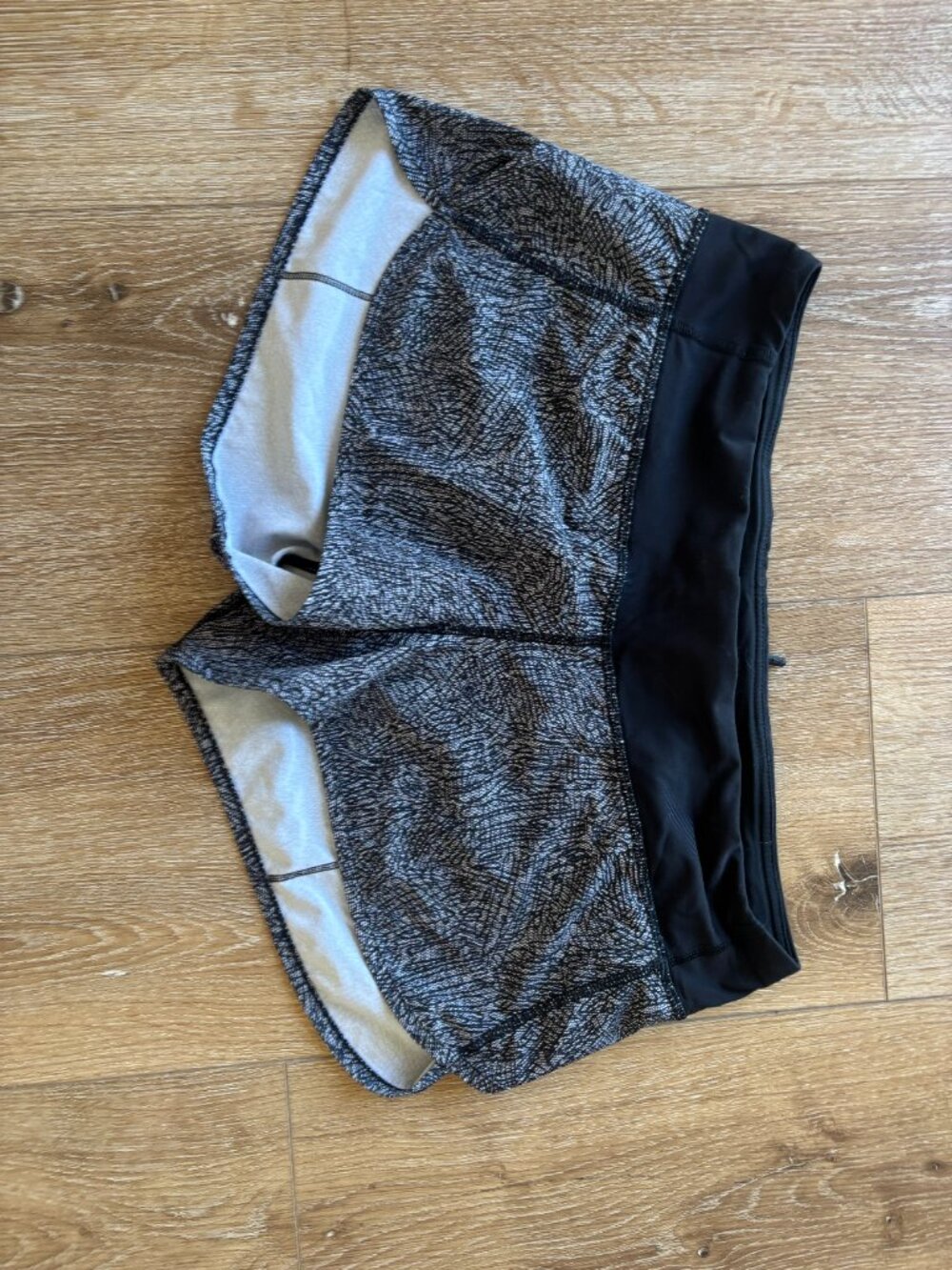 Lululemon Fast & Free Running Shorts - Picture 4 of 5